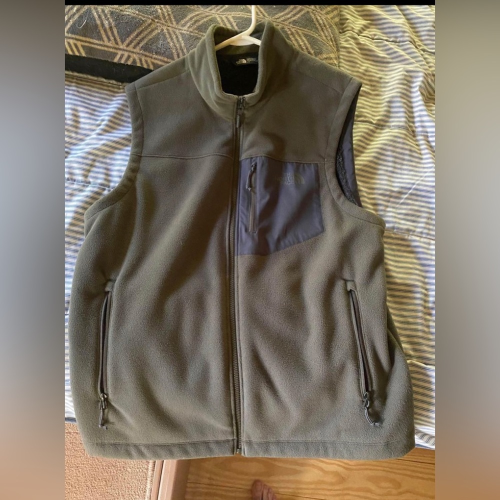 North Face Canyon Wall Vest, Size L